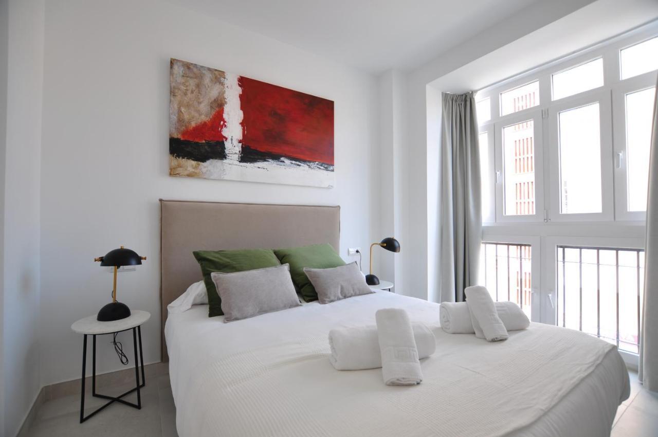 Capuchinos Cathedral Apartments Malaga Exterior photo